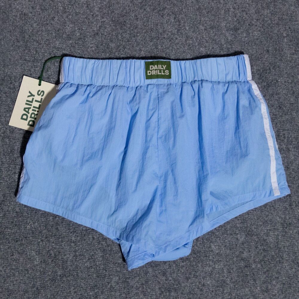 NWT Daily Drills Shorts Super Bounce Blue White Nylon Stripe Medium Gym Workout